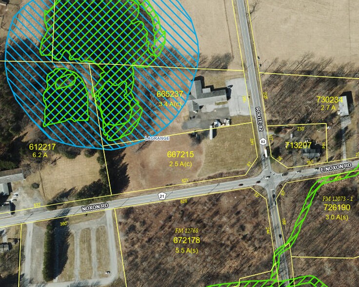 More Photos Of 2003 NY-82, Lagrangeville Showroom For Sale