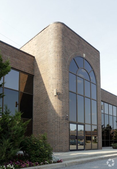 More Photos Of 30 Concourse Gate, Nepean Office For Sale