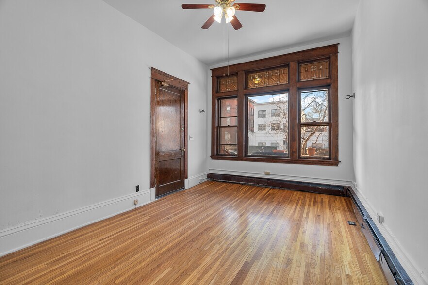 More Photos Of 583 Holly Ave, Saint Paul Apartments For Sale
