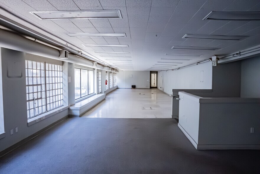 More Photos Of 475 4th St, San Francisco Service For Lease