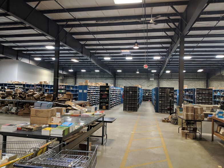 More Photos Of 26 Haypress Rd, Cranbury Warehouse For Lease