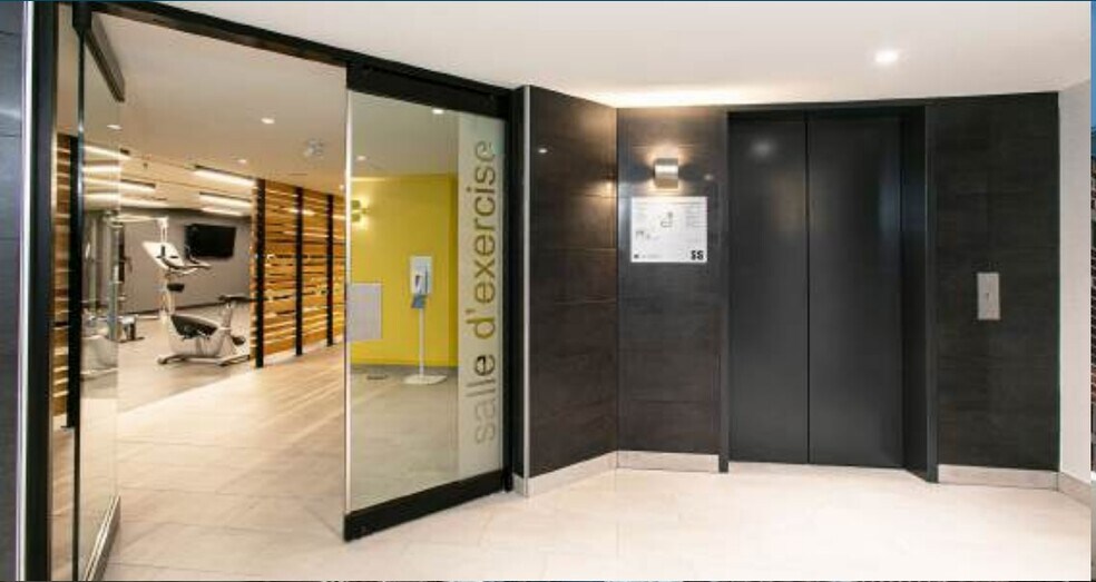 More Photos Of 1255 Rte Transcanadienne, Dorval Office For Lease