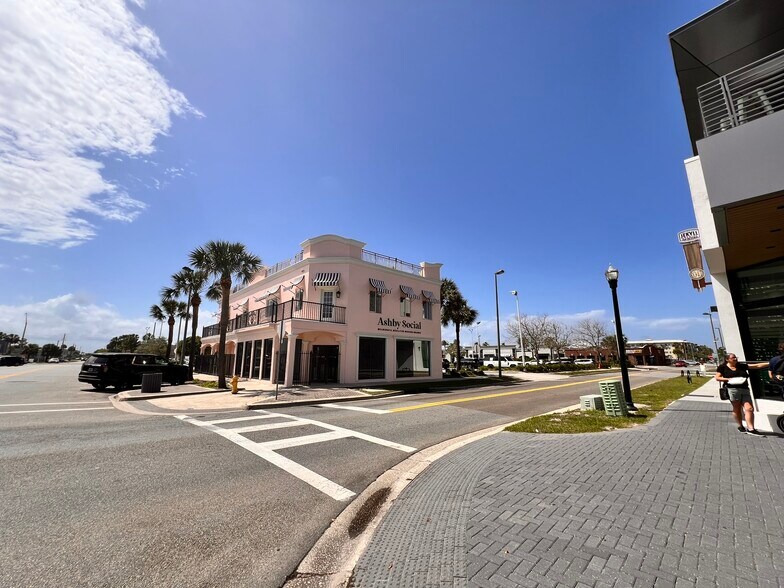 More Photos Of 202 2nd St N, Jacksonville Beach Storefront Retail Office For Lease