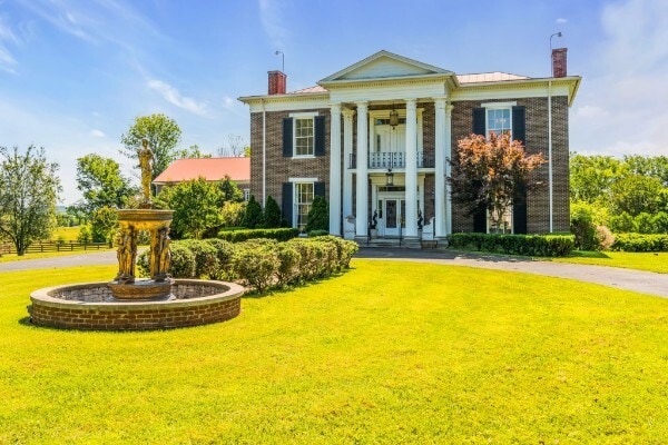 More Photos Of 1112 Franklin Rd, Brentwood Specialty For Sale