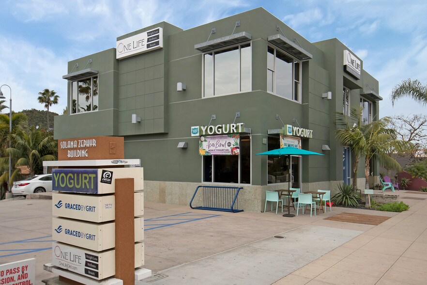 More Photos Of 153 N Highway 101, Solana Beach Storefront Retail Office For Lease