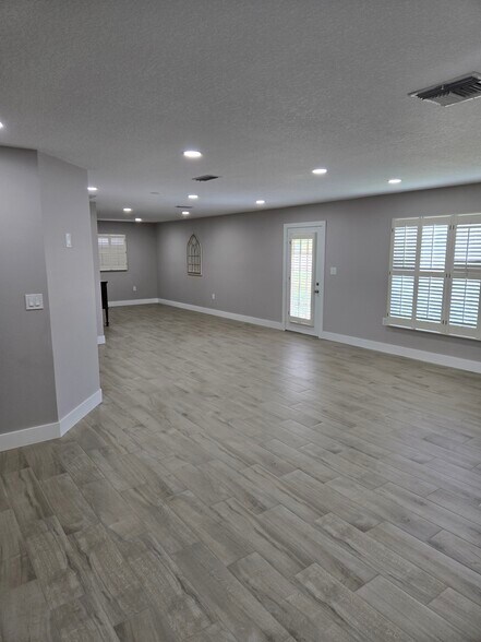 More Photos Of 13551 Walsingham Rd, Largo Office Residential For Sale