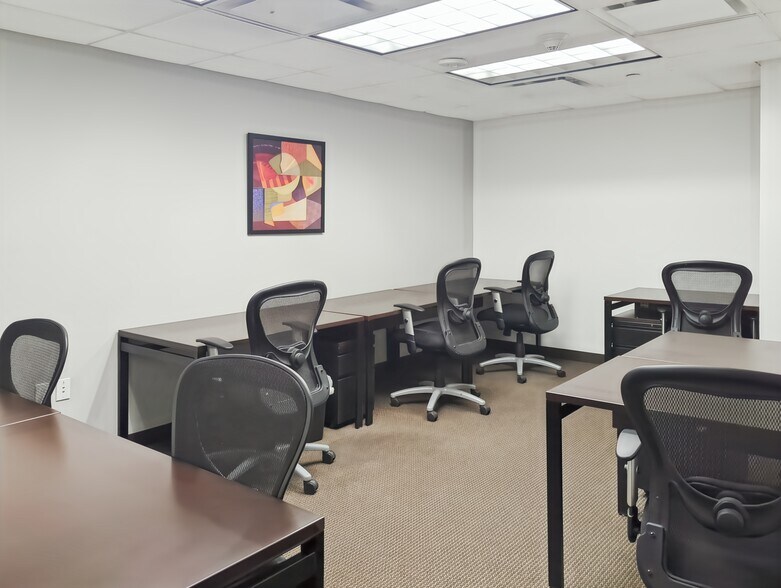 More Photos Of 1129 Northern Blvd, Manhasset Coworking Space