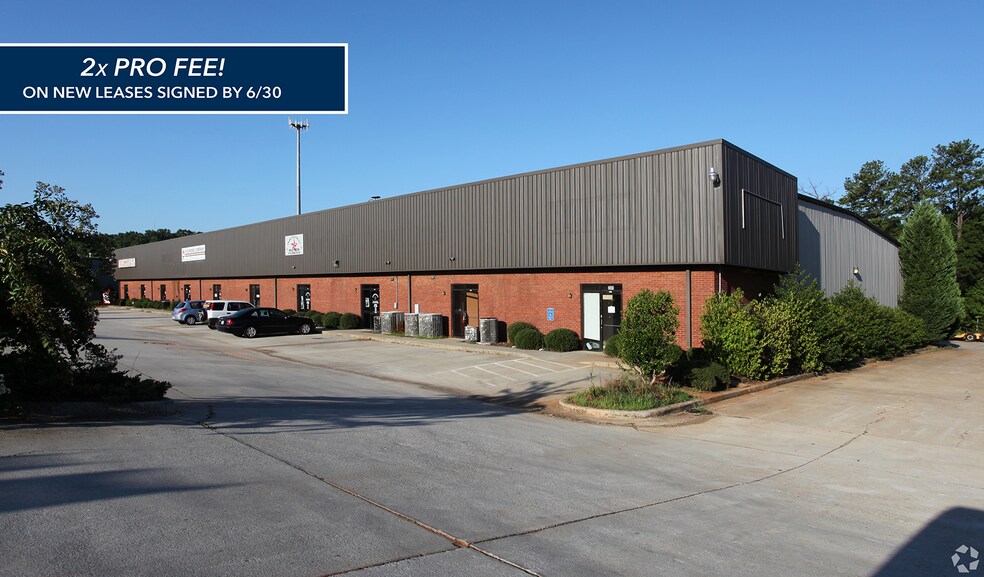 More Photos Of 205-211 Mcdonough Pky, McDonough Unknown For Lease