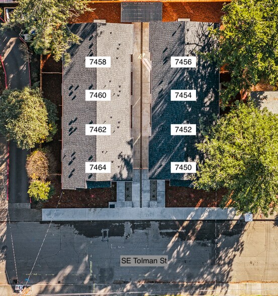 More Photos Of 7468 Tolman St, Portland Multifamily For Sale