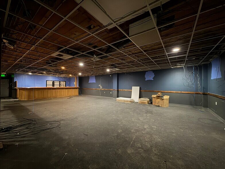 More Photos Of 115 E Naches Ave, Selah General Retail For Lease