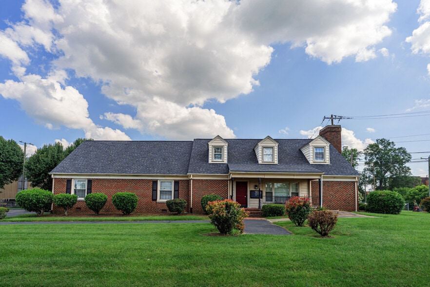 More Photos Of 291 Graham Hopedale Rd, Burlington Medical For Lease