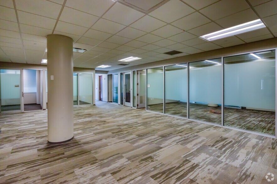More Photos Of 12470 Telecom Dr, Tampa Office For Sale