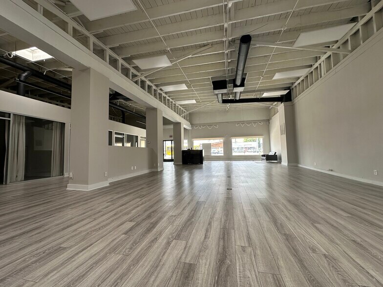 More Photos Of 9608 Venice Blvd, Culver City Storefront Retail Office For Lease