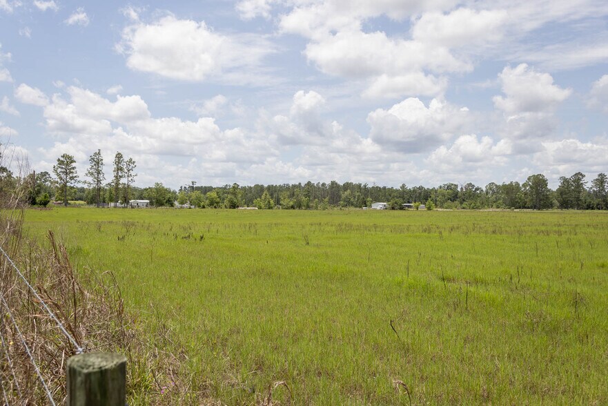 More Photos Of 000 US Highway 90, Live Oak Land For Sale