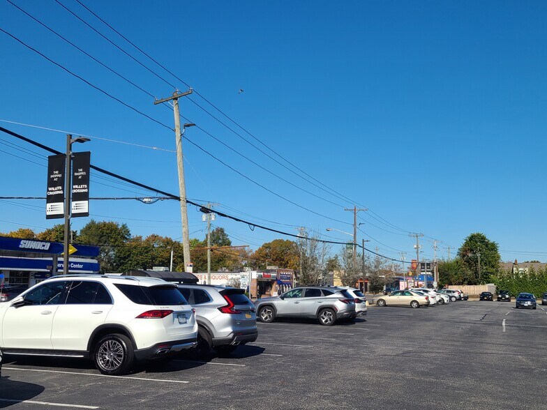 More Photos Of 1079-1083 Willis Ave, Albertson Storefront For Lease