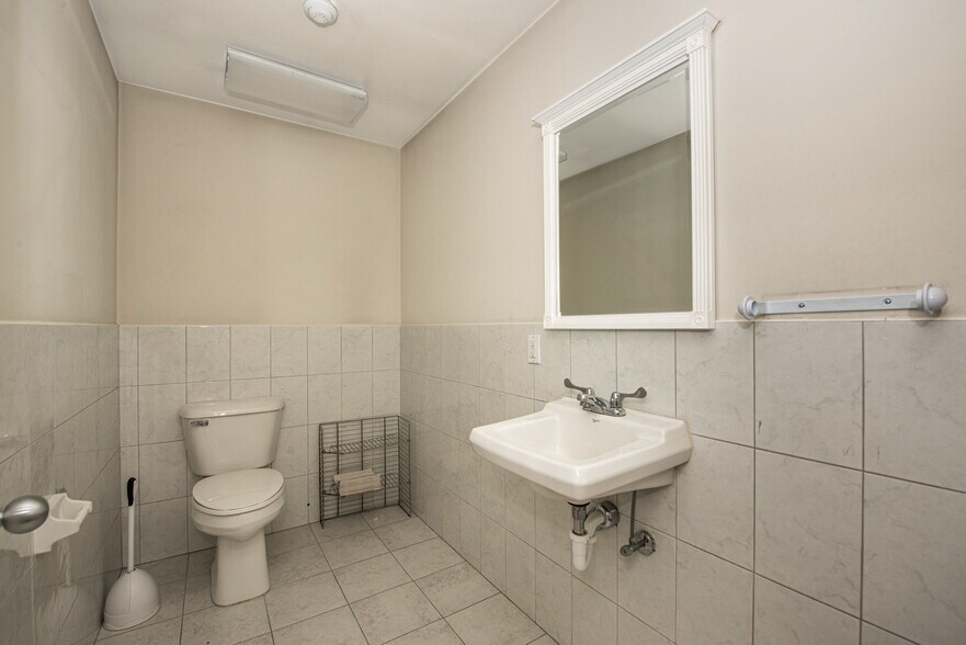 More Photos Of 1360 Montauk Hwy, Mastic Office For Lease