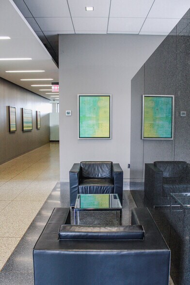 More Photos Of 202 S Michigan St, South Bend Office For Lease