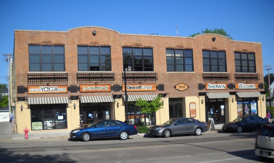 Primary Photo Of 3506-3510 N Oakland Ave, Shorewood Storefront Retail Office For Lease