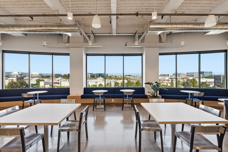 More Photos Of 1840 Gateway Dr, San Mateo Coworking Space