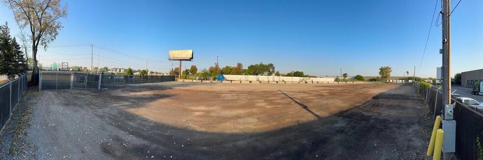 More Photos Of 145 E Thorndale Ave, Wood Dale Land For Lease