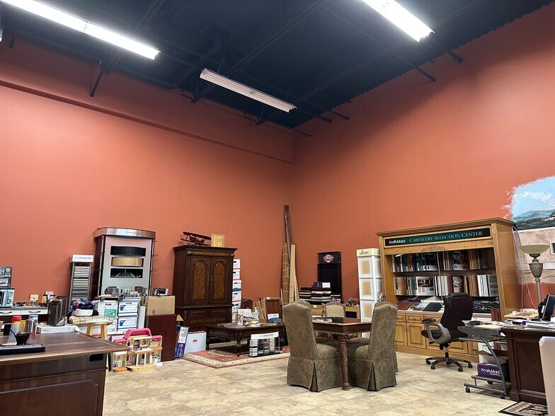 More Photos Of 2875 Jupiter Park Dr, Jupiter Light Manufacturing For Sale