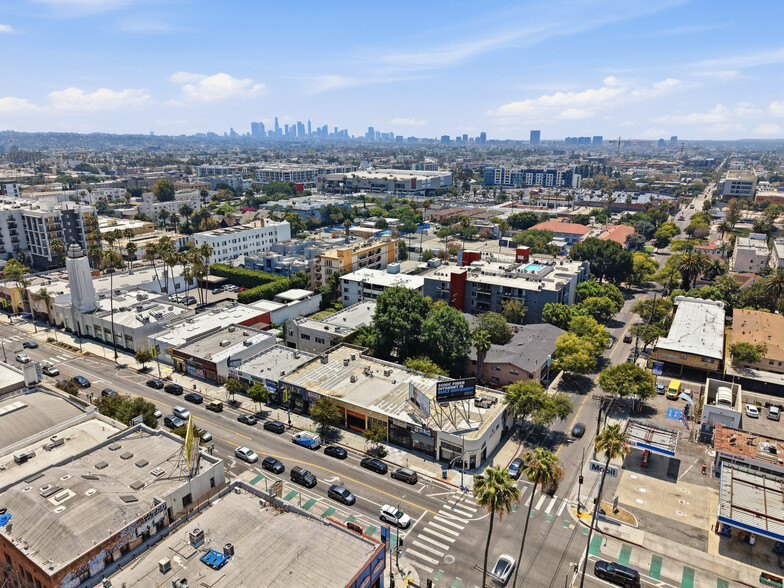 More Photos Of 5648-5662 Hollywood Blvd, Los Angeles Storefront For Lease