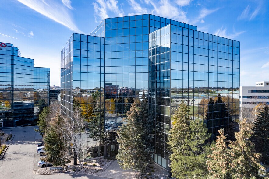 More Photos Of 90 Allstate Pky, Markham Unknown For Lease