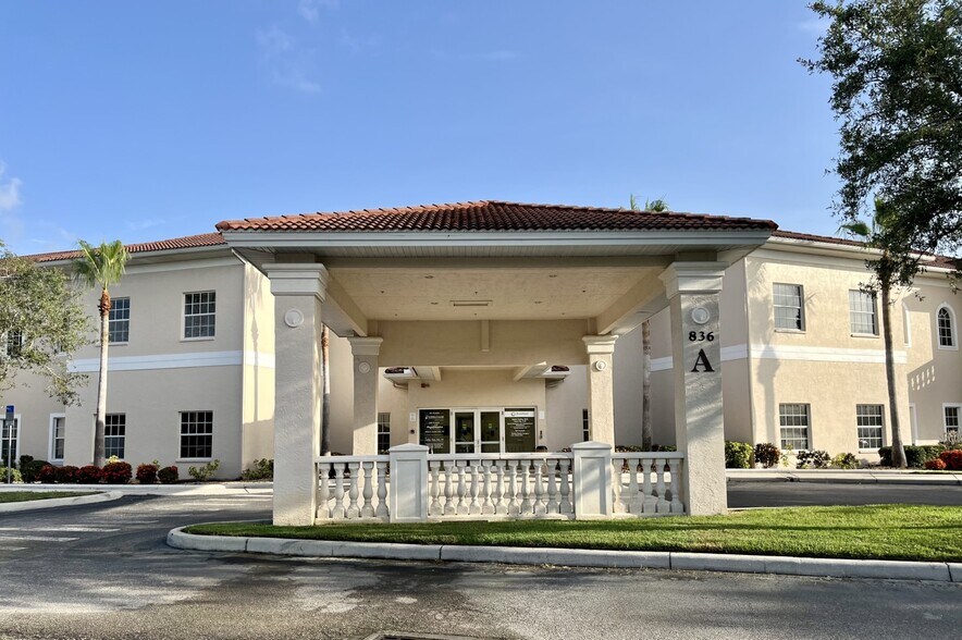 Primary Photo Of 836 Sunset Lake Blvd, Venice Medical For Sale