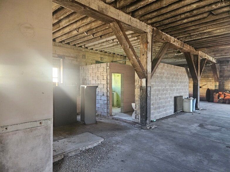More Photos Of 173 Water St, Bridgeton Warehouse For Sale