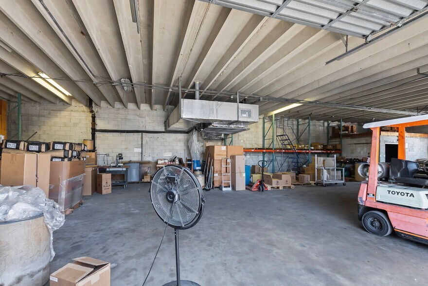 More Photos Of 950 SW 12th Ave, Pompano Beach Manufacturing For Sale