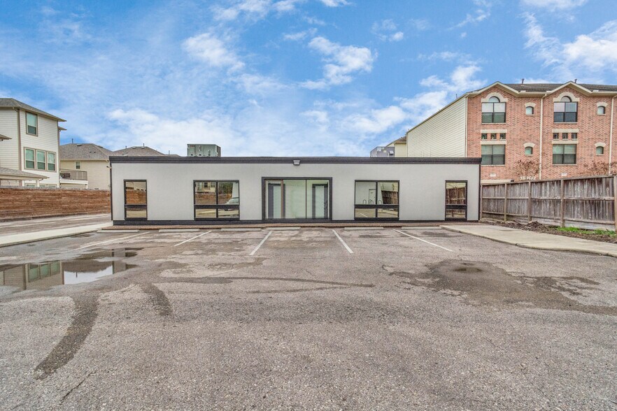 More Photos Of 8703 Meadowcroft Dr, Houston Medical For Lease