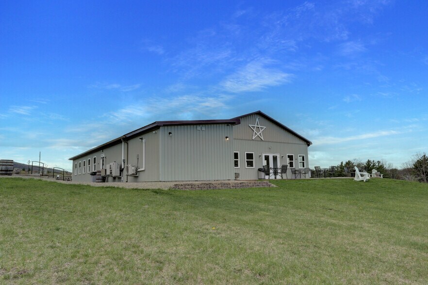 More Photos Of 596 Harman Rd, Halifax Winery Vineyard For Sale