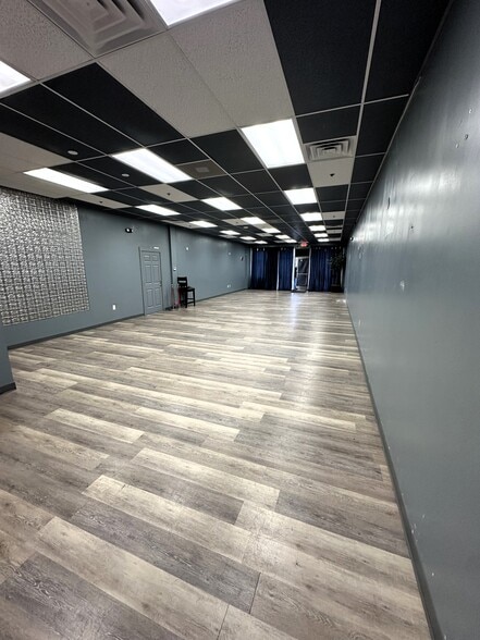 More Photos Of 11650 Billingsley Rd, Waldorf General Retail For Lease