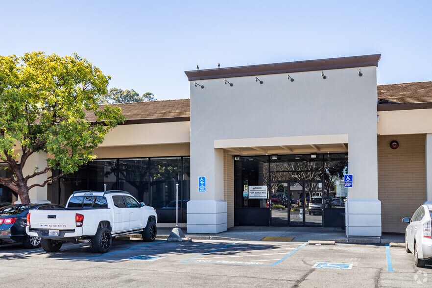 More Photos Of 800-890 Ralston Ave, Belmont Drugstore For Lease