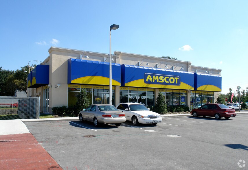 More Photos Of 7501 E Colonial Dr, Orlando General Retail For Lease