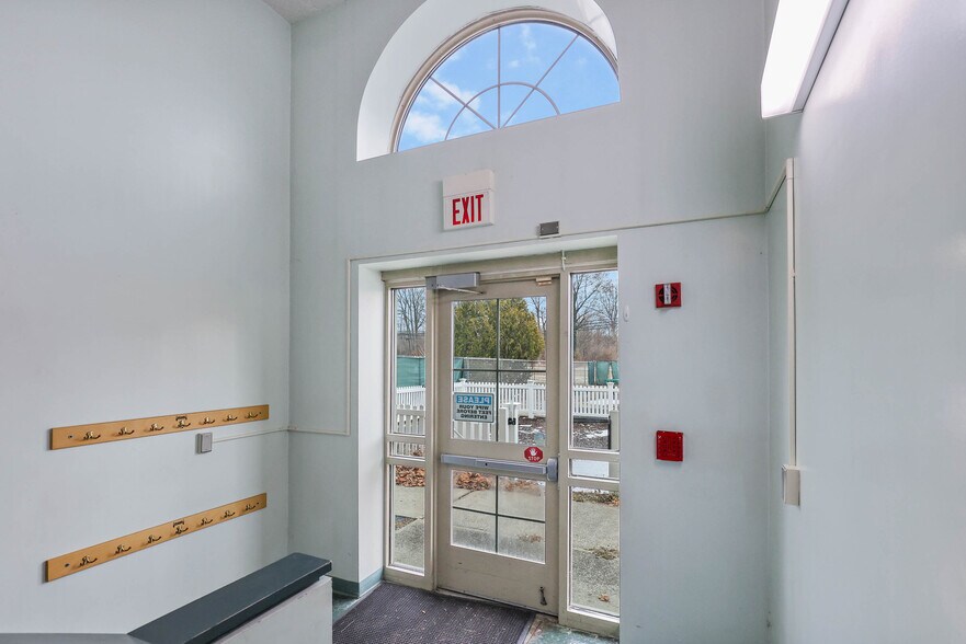 More Photos Of 651 Norwich Rd, Plainfield Schools For Sale