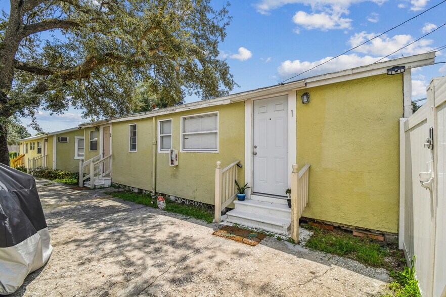 More Photos Of 8413 N Hamner Ave, Tampa Apartments For Sale