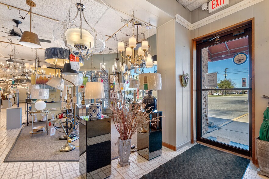 More Photos Of 1595 West Rd, Trenton General Retail For Sale