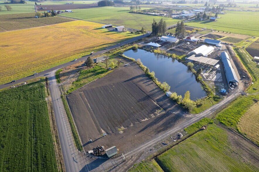 More Photos Of 7601 NW Milne Rd, Cornelius Winery Vineyard For Sale