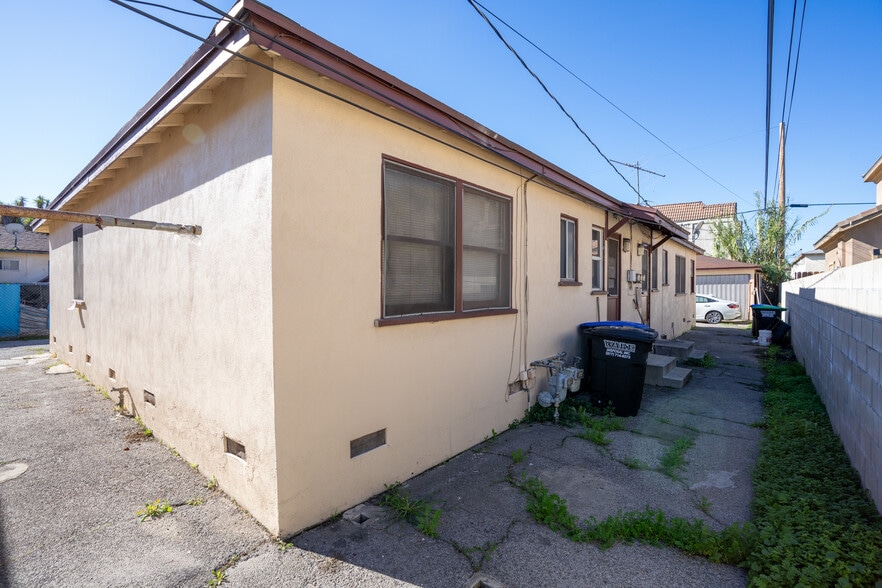 More Photos Of 215 N Alhambra Ave, Monterey Park Apartments For Sale