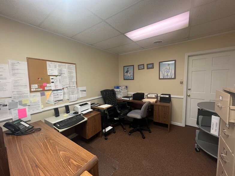 More Photos Of 130 E Wythe St, Petersburg Office For Lease