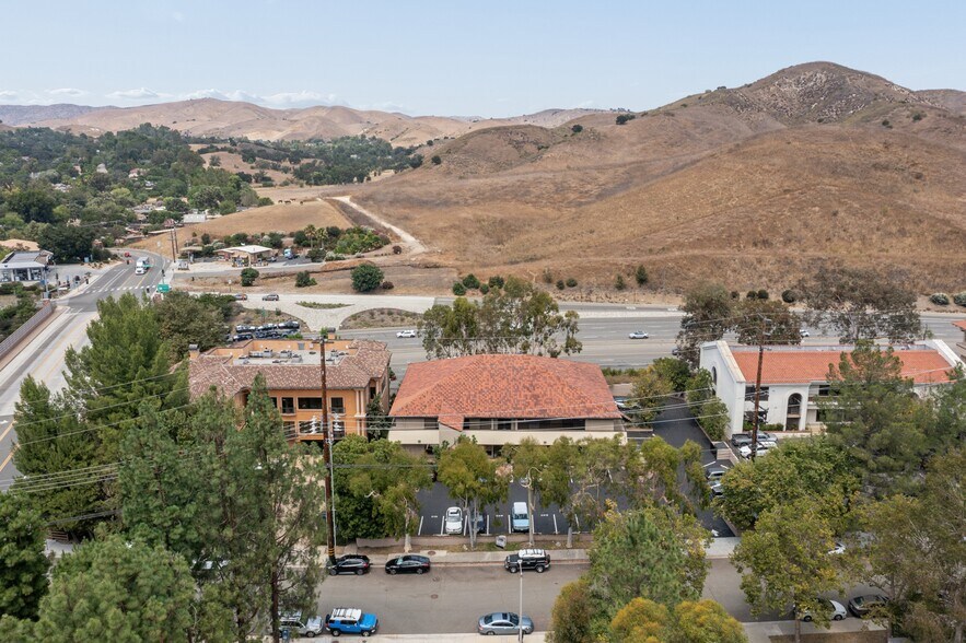 More Photos Of 28035 Dorothy Dr, Agoura Hills Office For Sale
