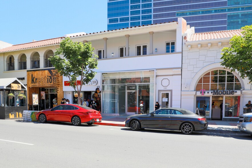 Primary Photo Of 1140 Gayley Ave, Los Angeles Apartments For Lease