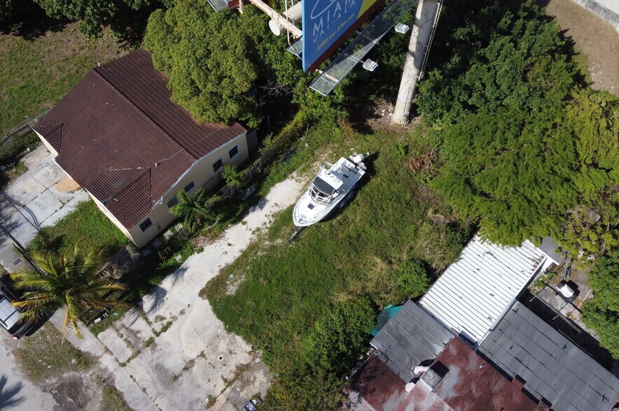 More Photos Of 321 NW 37th St, Miami Land For Sale