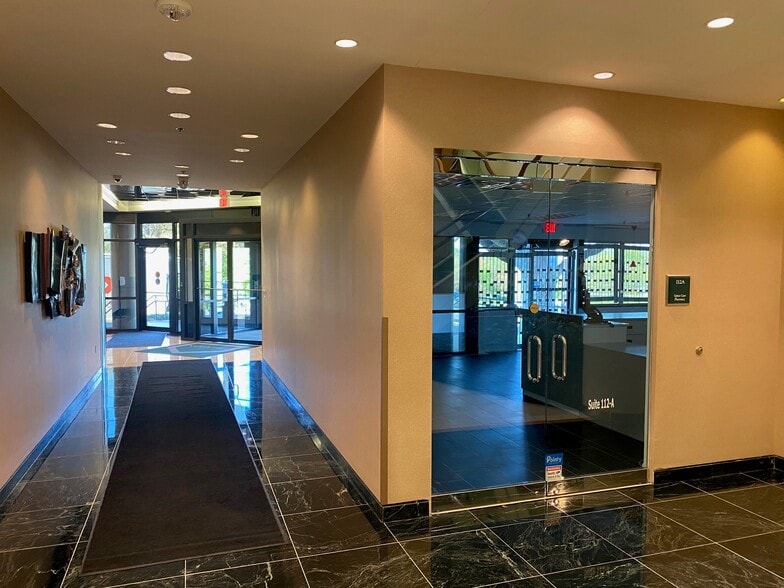 More Photos Of 12800 Middlebrook Rd, Germantown Medical For Sale