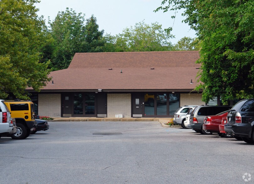 More Photos Of 124 Main St, Huntington Medical For Lease
