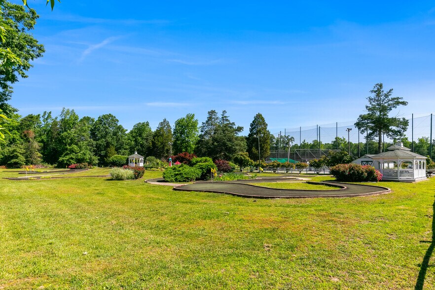 More Photos Of 5075 Crain Hwy, La Plata Golf Course Driving Range For Sale