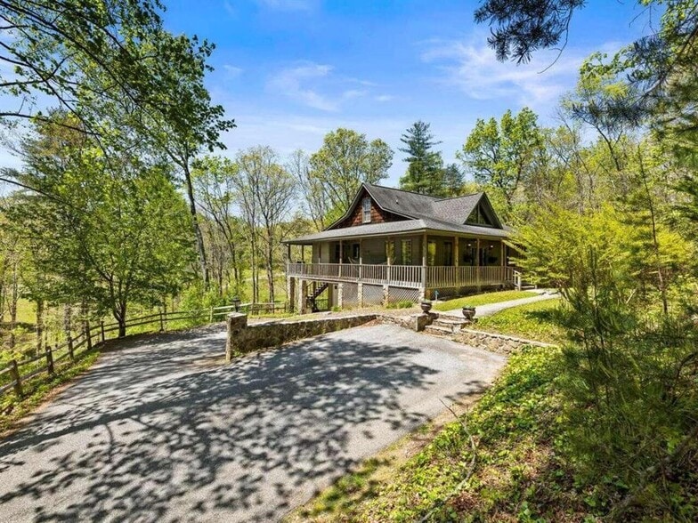 More Photos Of 366 Paradise Rd, Blairsville Winery Vineyard For Sale