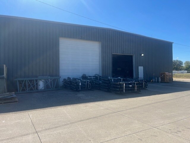 More Photos Of 710 Sol Morris Ave, White Pigeon Manufacturing For Lease