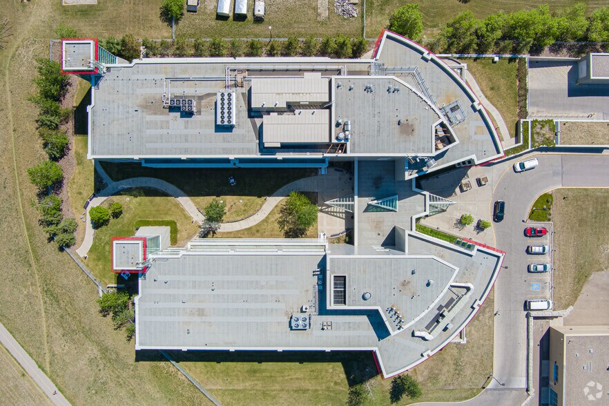 More Photos Of 1000-2000 Veteran's Pl NW, Calgary Medical For Lease